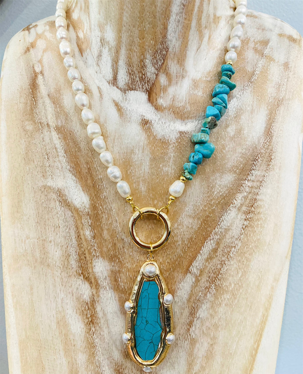 Laila Necklace